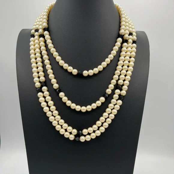 Vintage Extra Long 89" Heavy Glass Faux Pearl & Black Bead Necklace - Picture 1 of 4